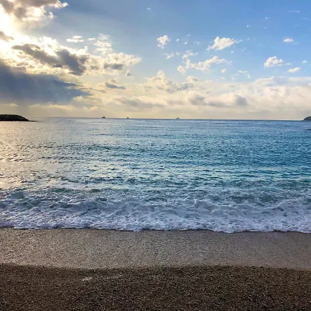 Charmante Avec Piscine Au Calme Hébergement de vacances La Garde (Var)